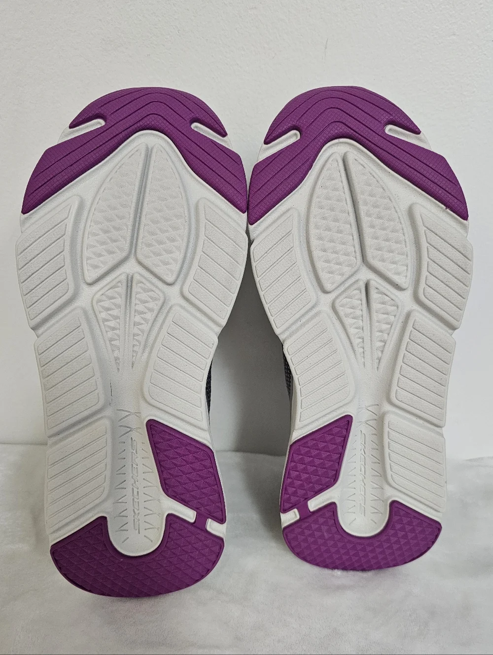 Skechers Womens Max Cushioning Elite Gray Purple Ultra Go Slip On Athletic Shoe - Picture 11 of 12
